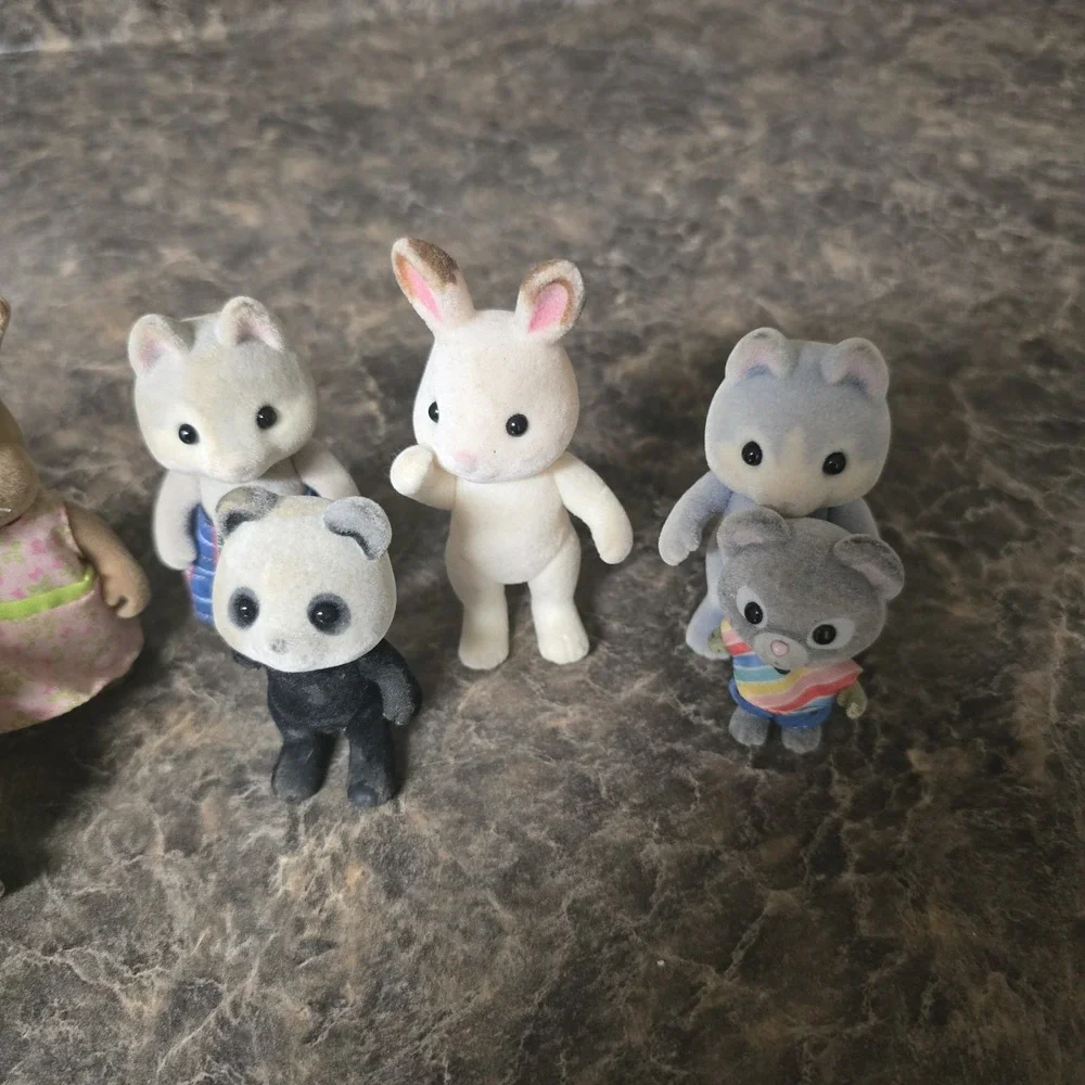 Sylvanian Families Calico Critters Lot Rabbit Cat Panda Figures Lot Of 8